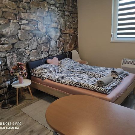 Desi Apartman Kaposvár Zewnętrze zdjęcie