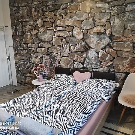 Desi Apartman Kaposvár Zewnętrze zdjęcie