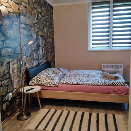 Desi Apartman Kaposvár Zewnętrze zdjęcie
