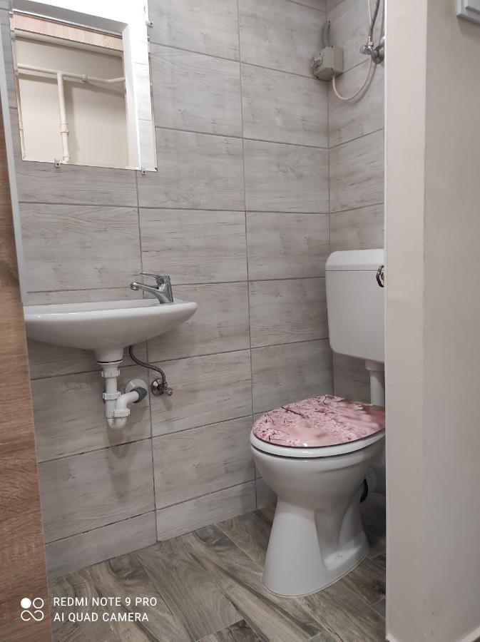 Desi Apartman Kaposvár Zewnętrze zdjęcie
